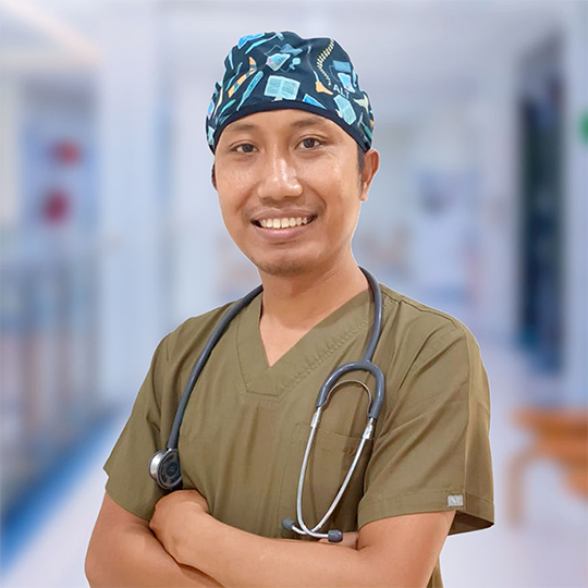 dr. I Wayan Suwarna, Sp.B