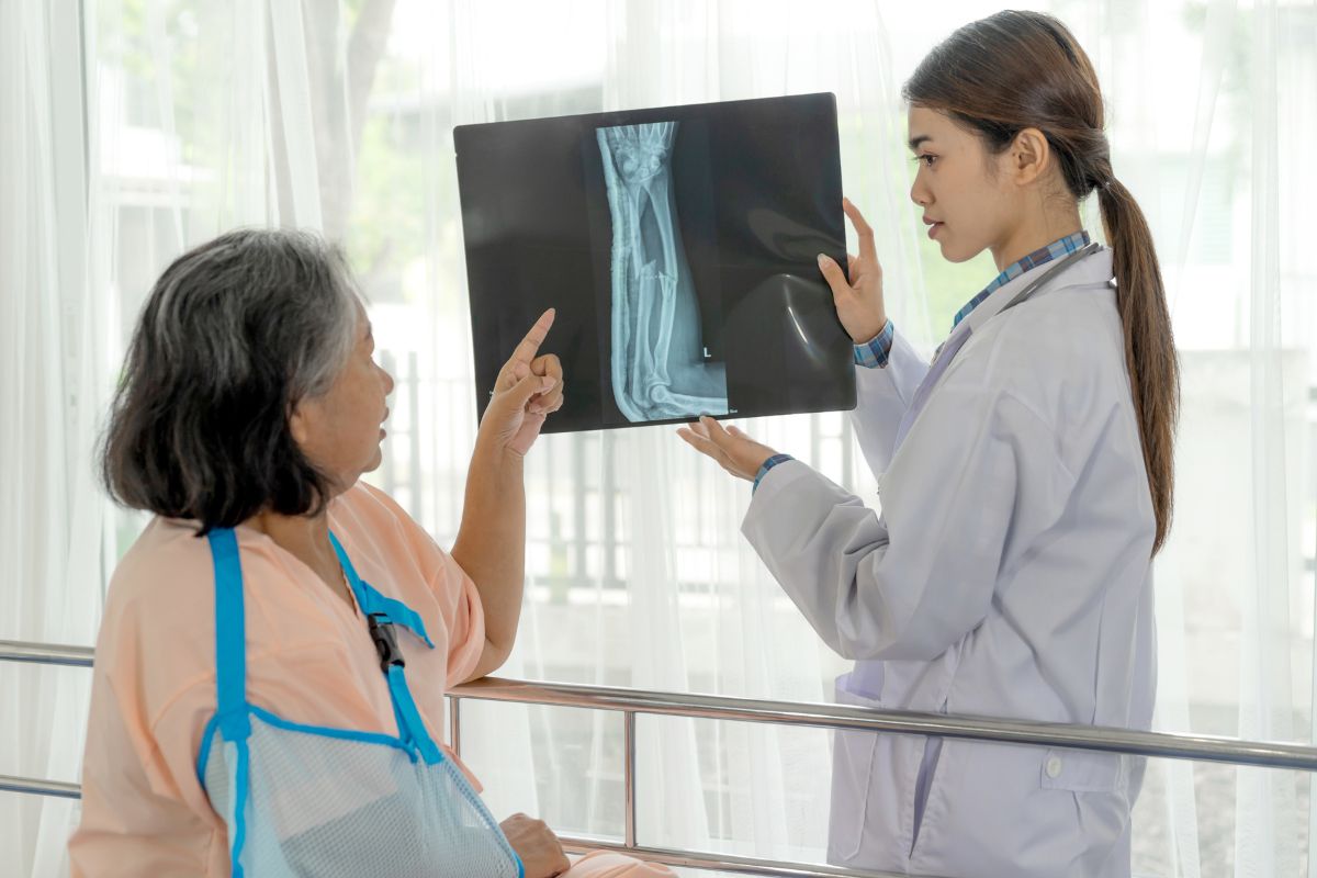 Siapa Itu Dokter Orthopaedic dan Apa Perannya ?